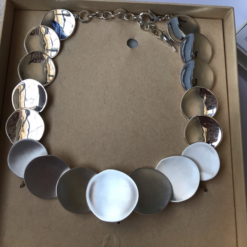 Chloe and Isabell statement necklace